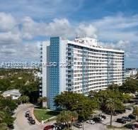 For Sale: $425,000 (2 beds, 2 baths, 1100 Square Feet)