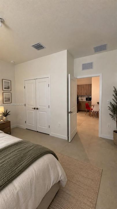 NEXT-GEN SUITE WITH ITS OWN PRIVATE ENTRANCE!