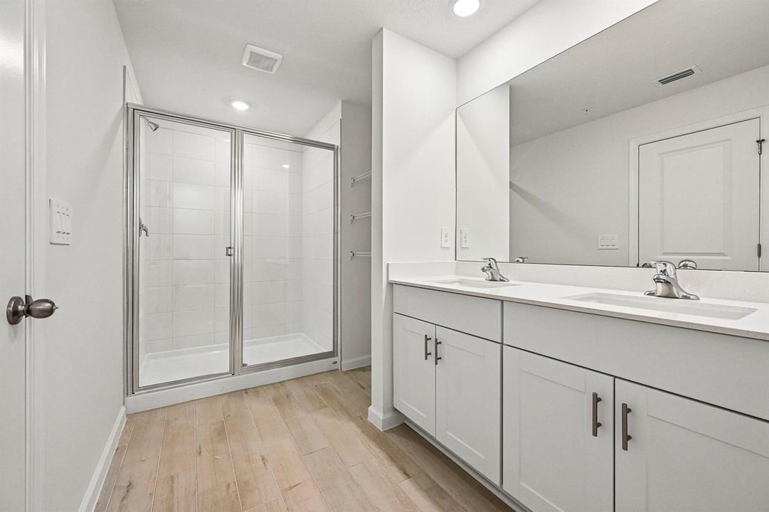 Master Ensuite