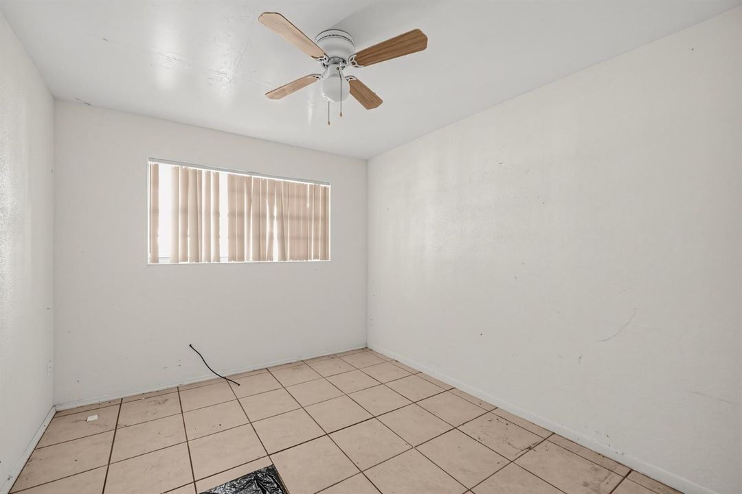22_26438_SW_134th_Ave-Bedroom-0310
