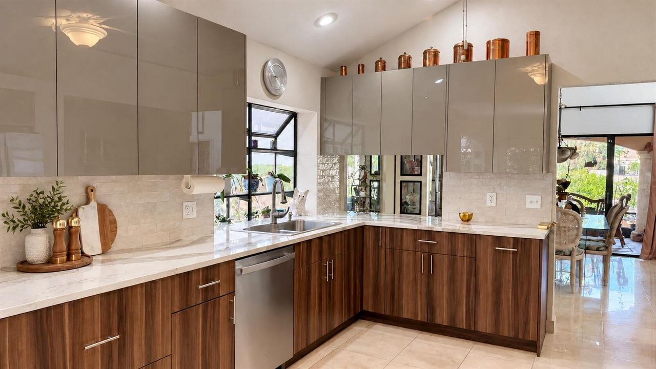 Polished MLS Interior Photograph-8