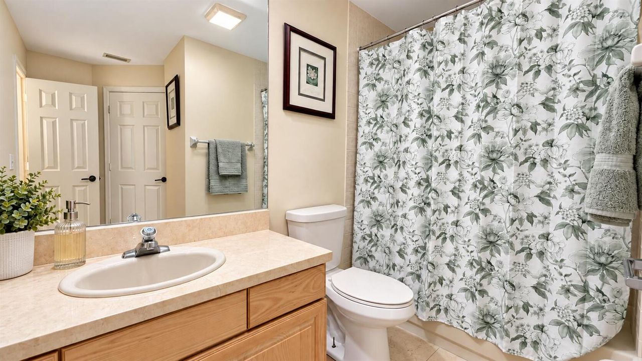 Polished interior with natural tones-9