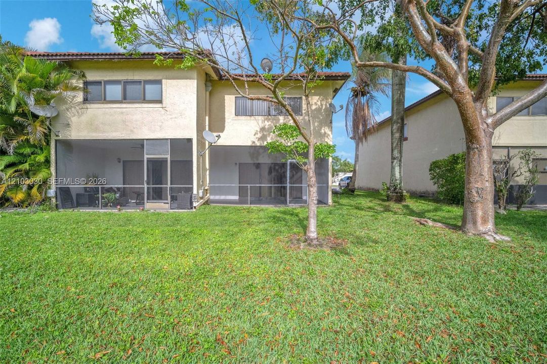 For Rent: $2,500 (3 beds, 2 baths, 1512 Square Feet)