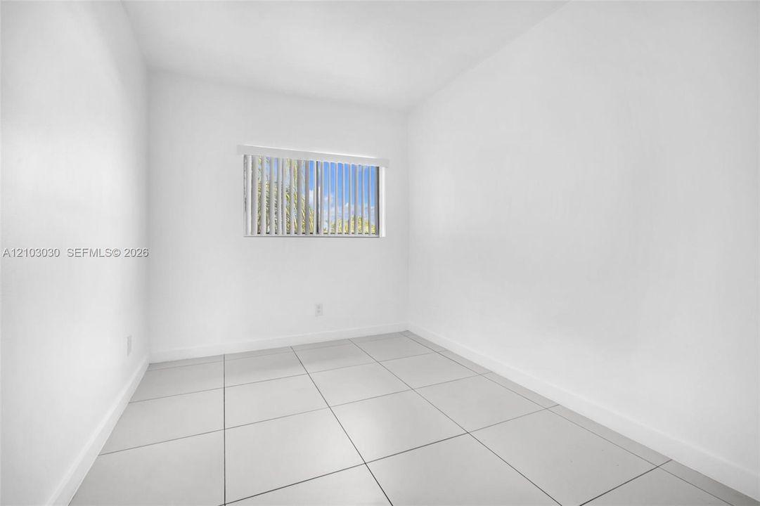 For Rent: $2,500 (3 beds, 2 baths, 1512 Square Feet)