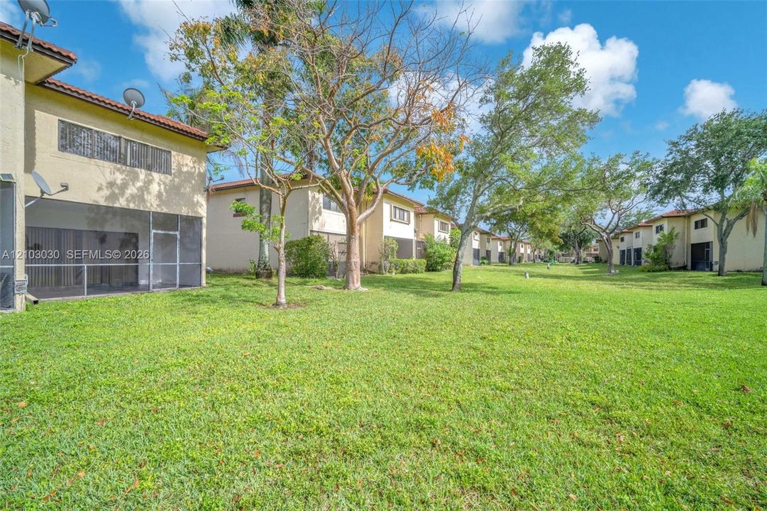 For Rent: $2,500 (3 beds, 2 baths, 1512 Square Feet)