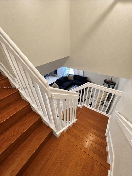For Rent: $3,500 (2 beds, 2 baths, 1356 Square Feet)