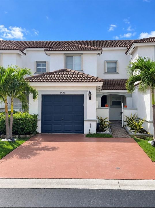 For Rent: $3,500 (2 beds, 2 baths, 1356 Square Feet)