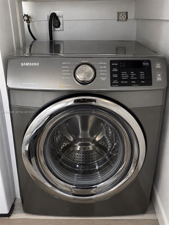 For Rent: $3,500 (2 beds, 2 baths, 1356 Square Feet)