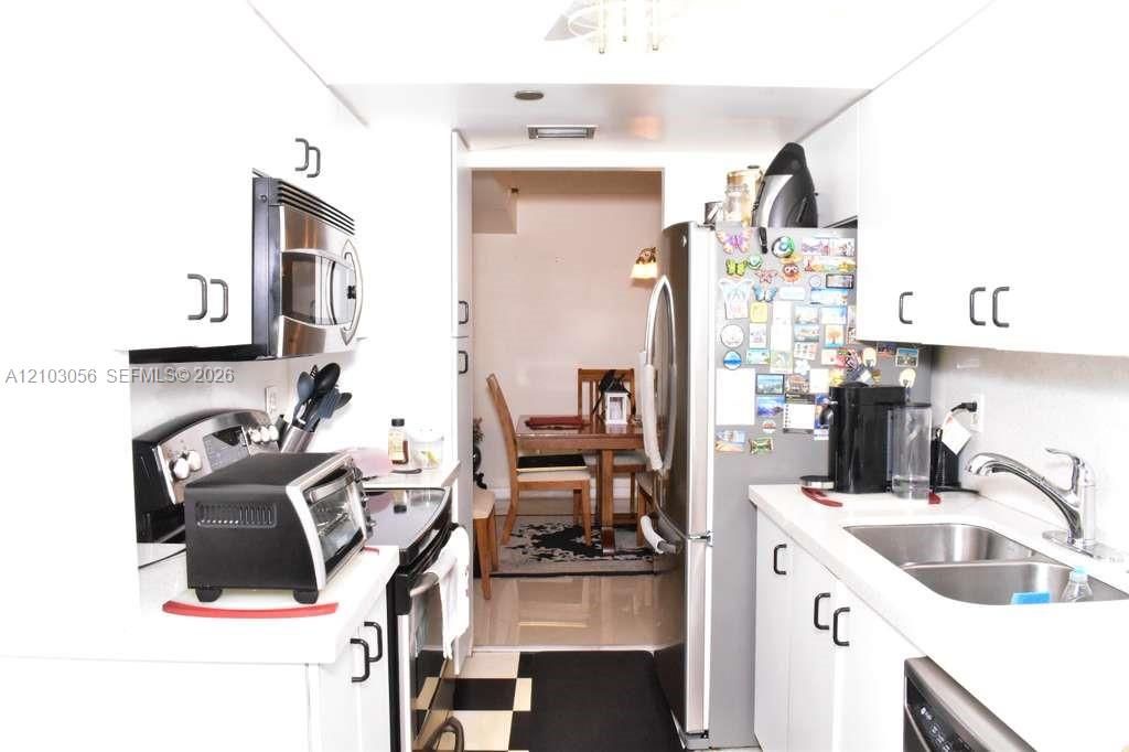 En Renta: $2,400 (3 camas, 2 baños, 1310 Pies cuadrados)