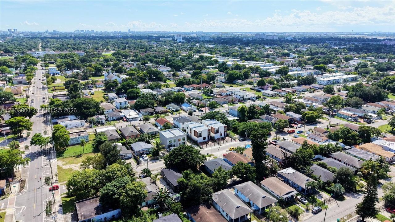 En Venta: $250,000 (0.08 acres)