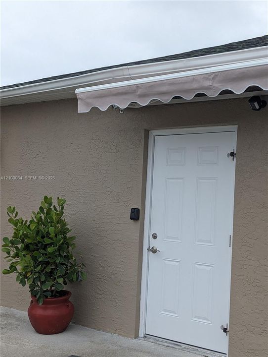 For Rent: $1,050 (0 beds, 1 baths, 228 Square Feet)