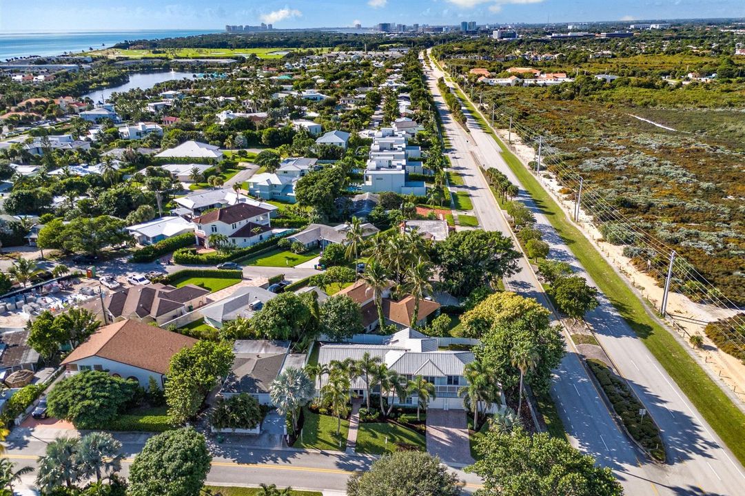 043-491NeptuneRoad-JunoBeach-FL-33408-SM
