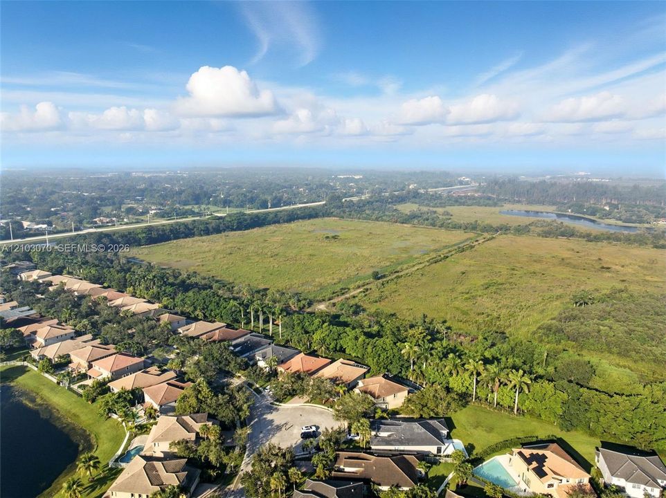 For Sale: $885,000 (4 beds, 3 baths, 2476 Square Feet)