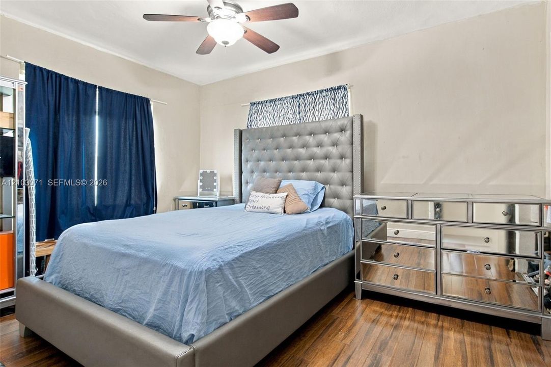 For Sale: $675,000 (0 beds, 0 baths, 2318 Square Feet)