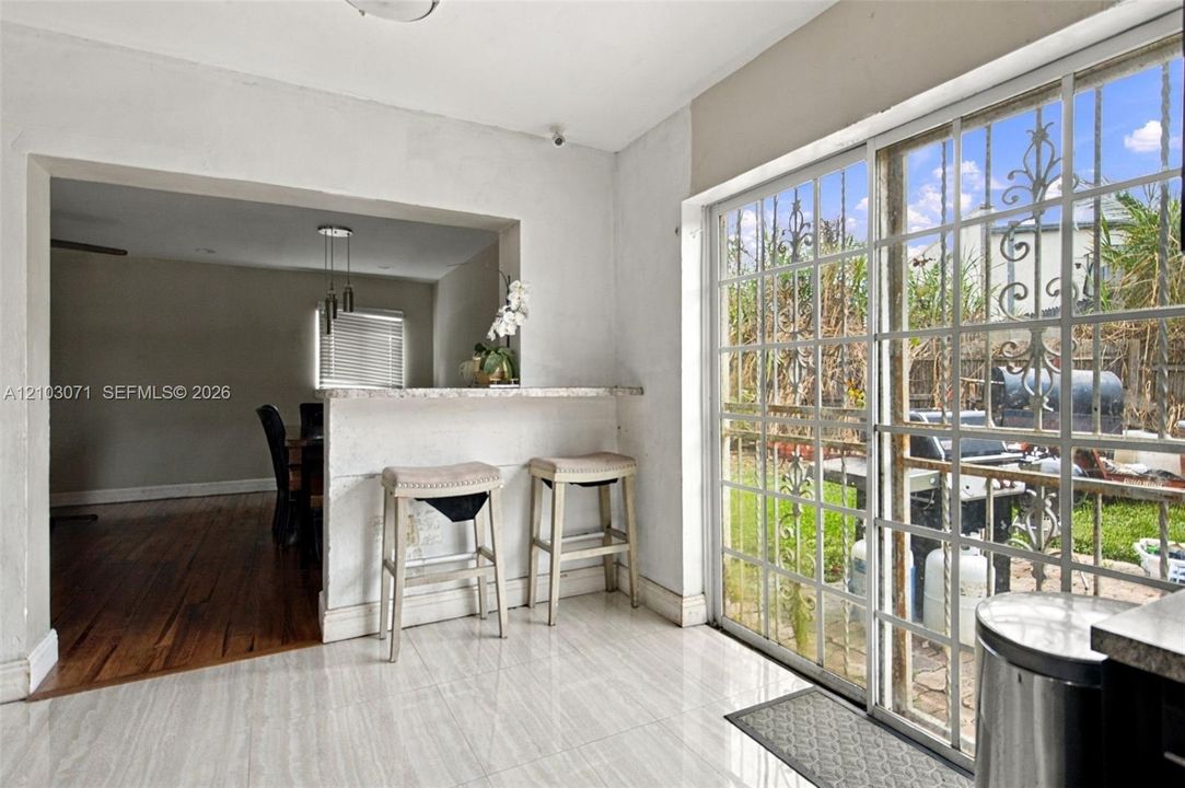 For Sale: $675,000 (0 beds, 0 baths, 2318 Square Feet)