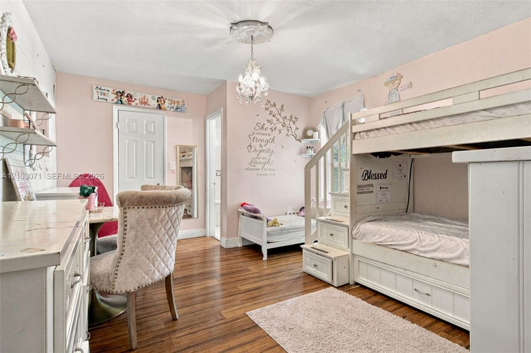 For Sale: $675,000 (0 beds, 0 baths, 2318 Square Feet)