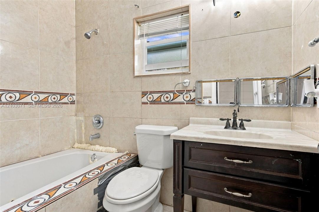For Sale: $675,000 (0 beds, 0 baths, 2318 Square Feet)