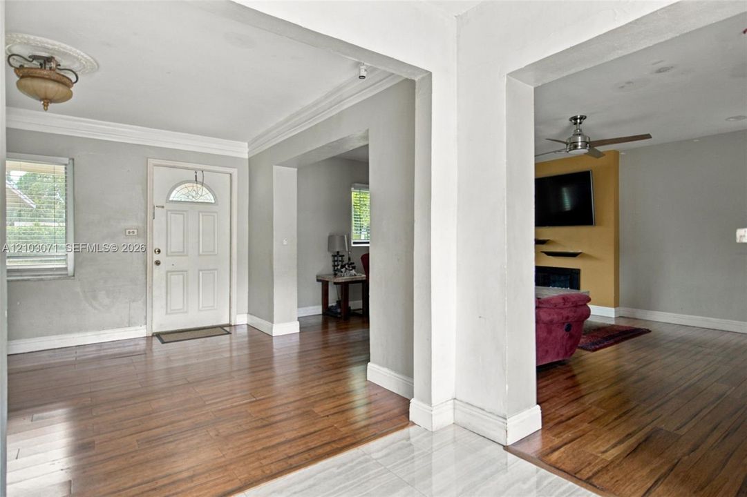 For Sale: $675,000 (0 beds, 0 baths, 2318 Square Feet)
