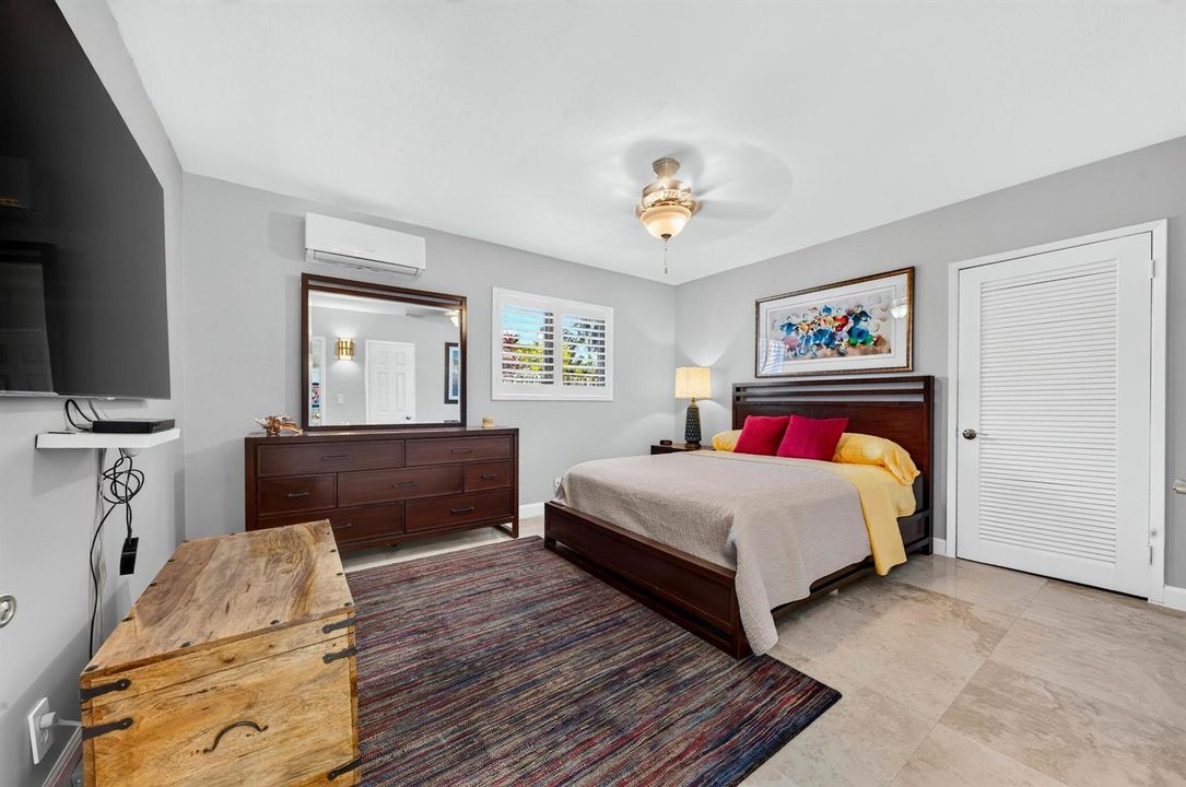 056-007-Bedroom-4000x2658