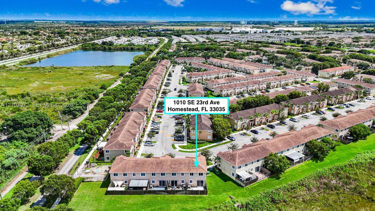 В аренду: $2,600 (4 спален, 3 ванн, 1374 Квадратных фут)