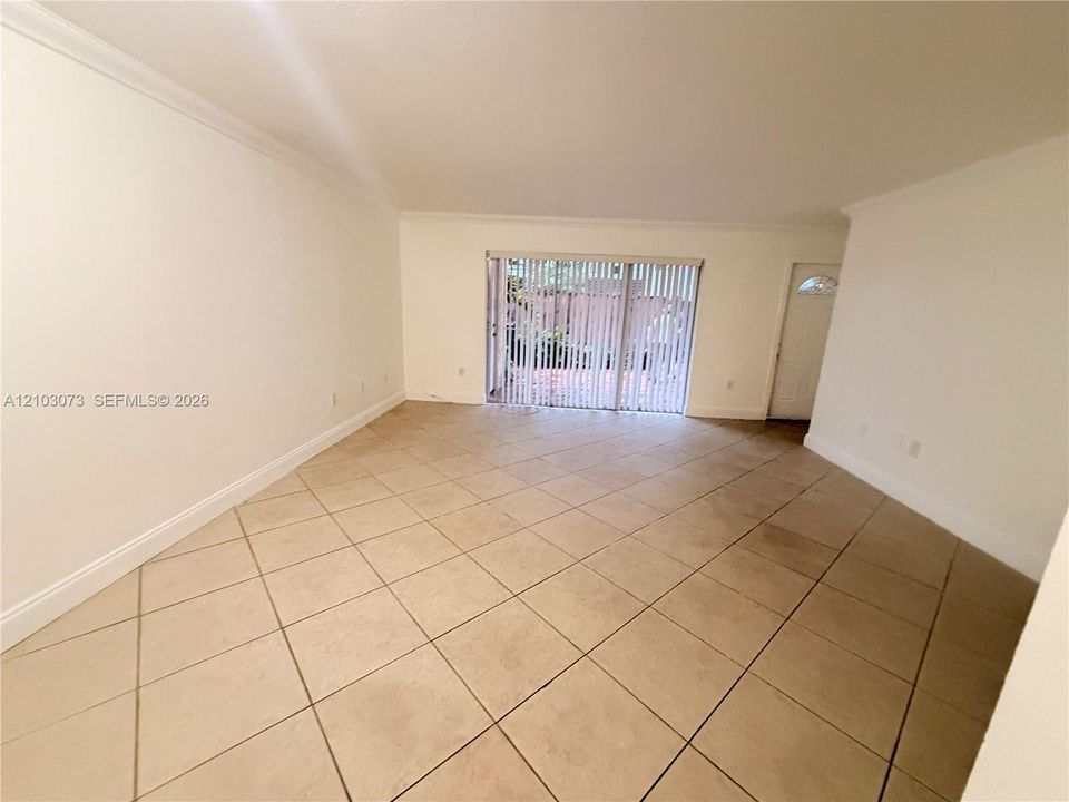En Renta: $2,200 (2 camas, 2 baños, 1000 Pies cuadrados)
