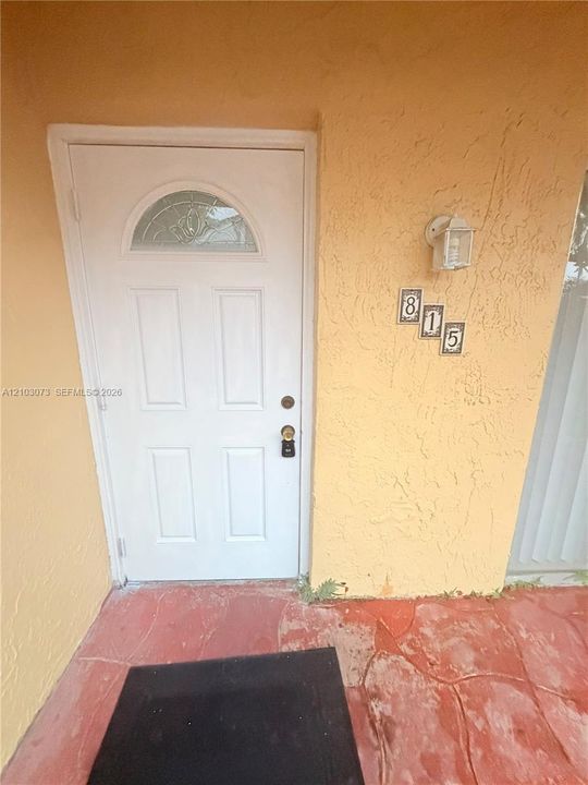 En Renta: $2,200 (2 camas, 2 baños, 1000 Pies cuadrados)