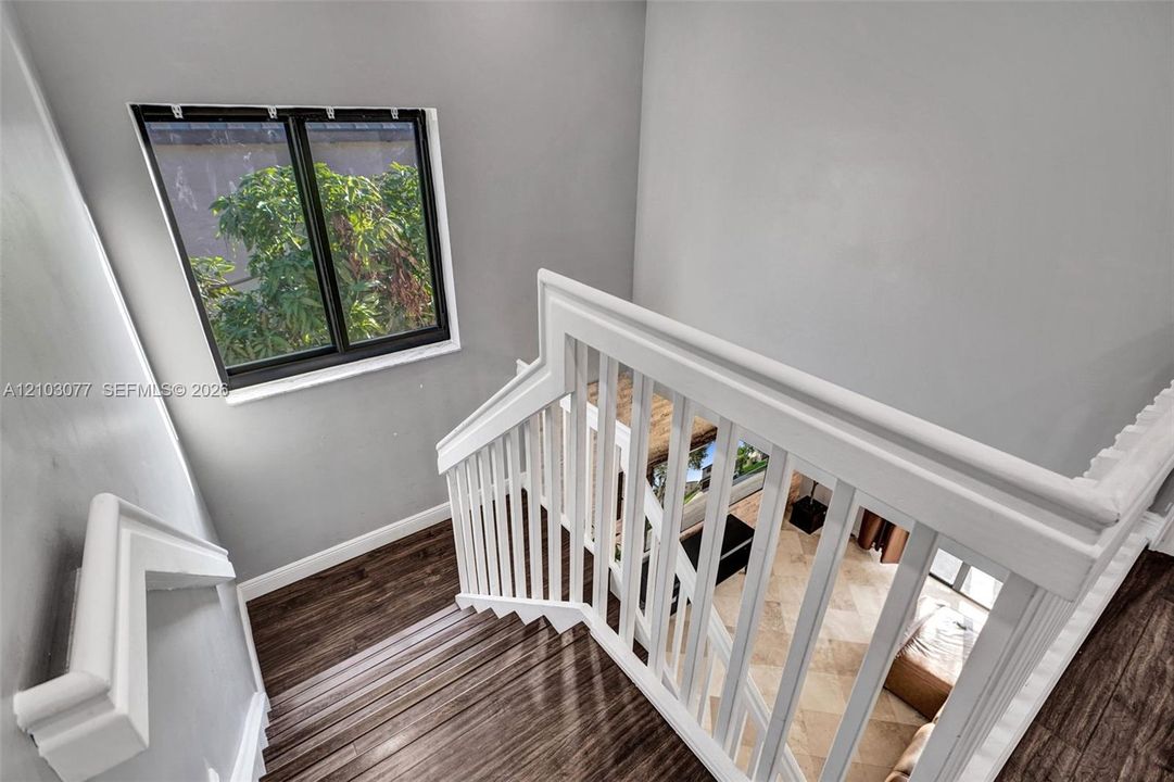 For Sale: $899,000 (5 beds, 2 baths, 2769 Square Feet)