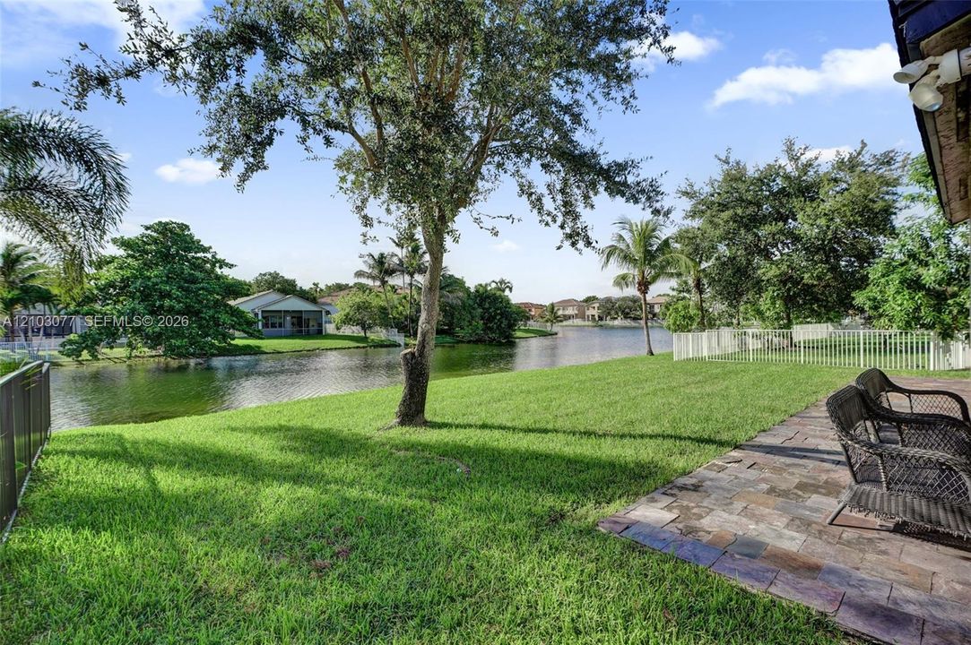 For Sale: $899,000 (5 beds, 2 baths, 2769 Square Feet)