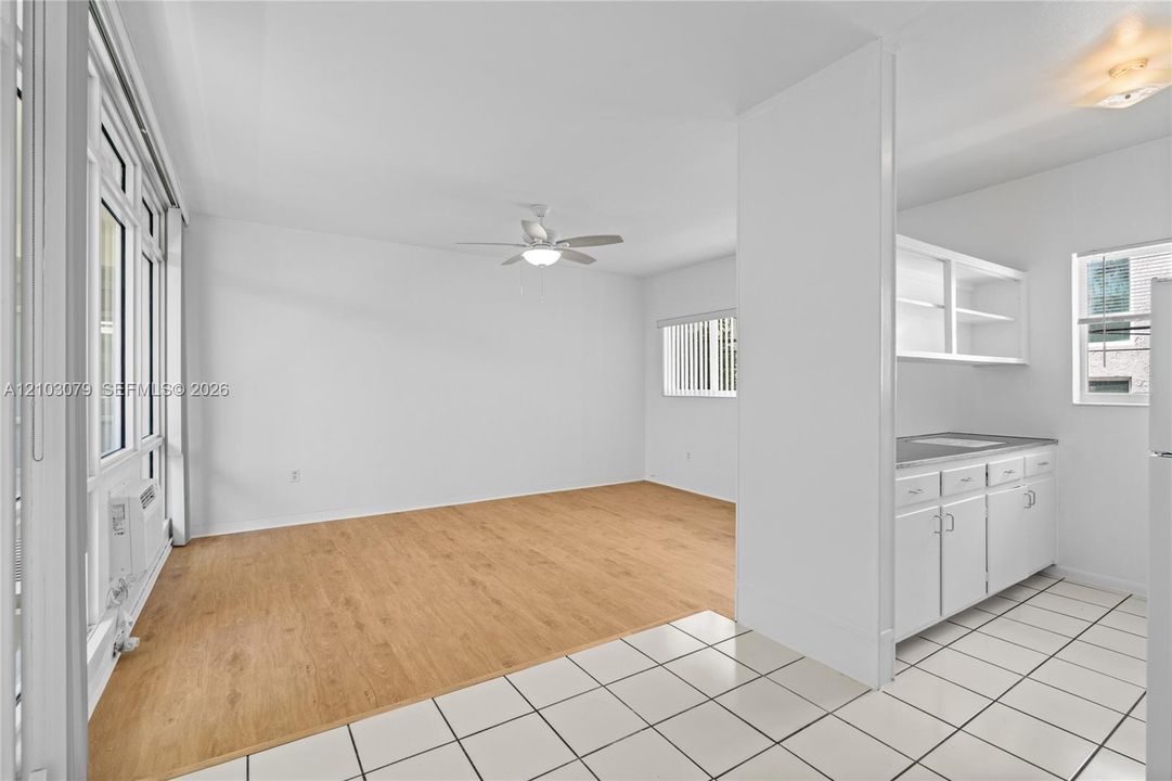For Rent: $1,550 (0 beds, 1 baths, 450 Square Feet)