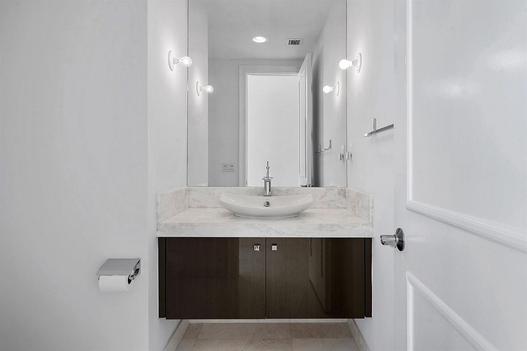 010-16526FleurdeLisWay-DelrayBeach-FL-33