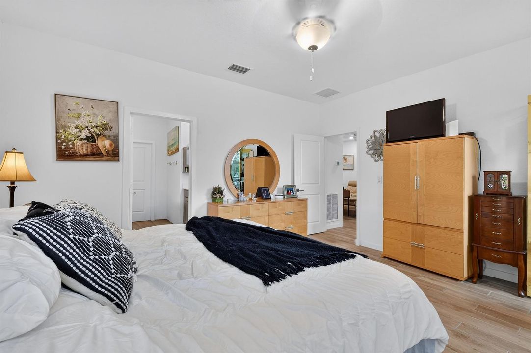 7238SEPineValleyCt(26)
