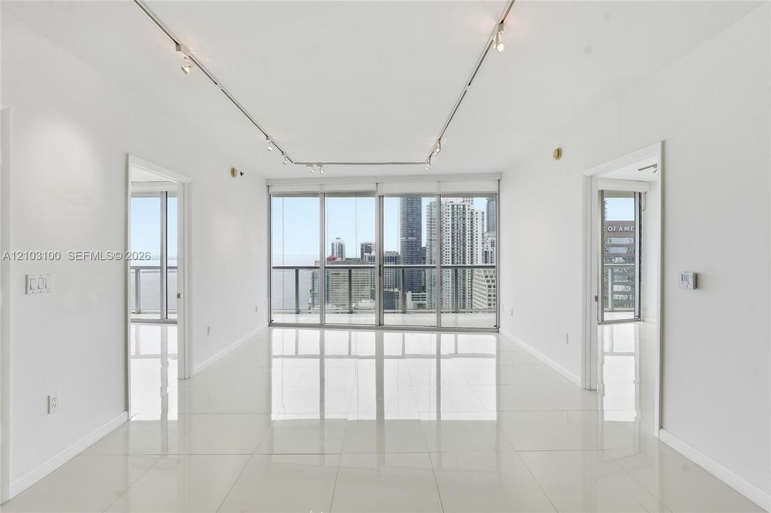 На продажу: $1,345,000 (2 спален, 2 ванн, 1518 Квадратных фут)