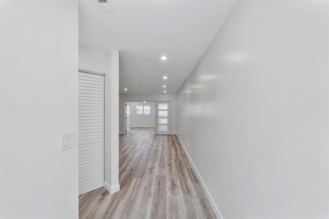 273 NW 36th Ave_001
