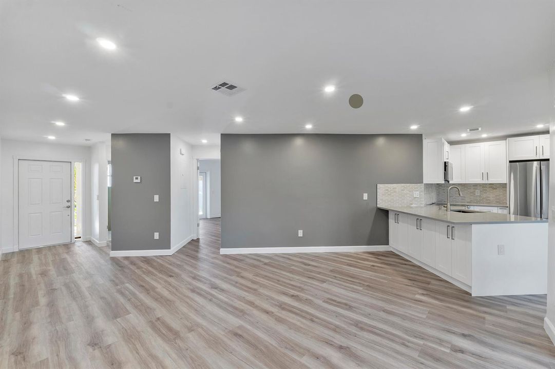 273 NW 36th Ave_015