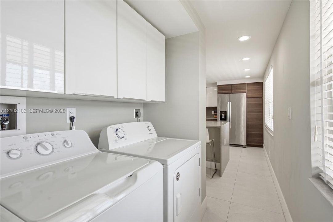 На продажу: $365,000 (3 спален, 2 ванн, 1620 Квадратных фут)