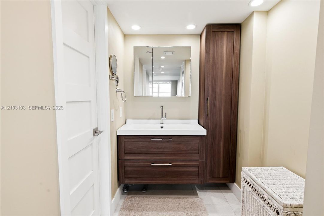 На продажу: $365,000 (3 спален, 2 ванн, 1620 Квадратных фут)