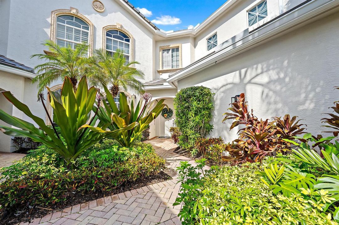 7543 Orchid Hammock Drive