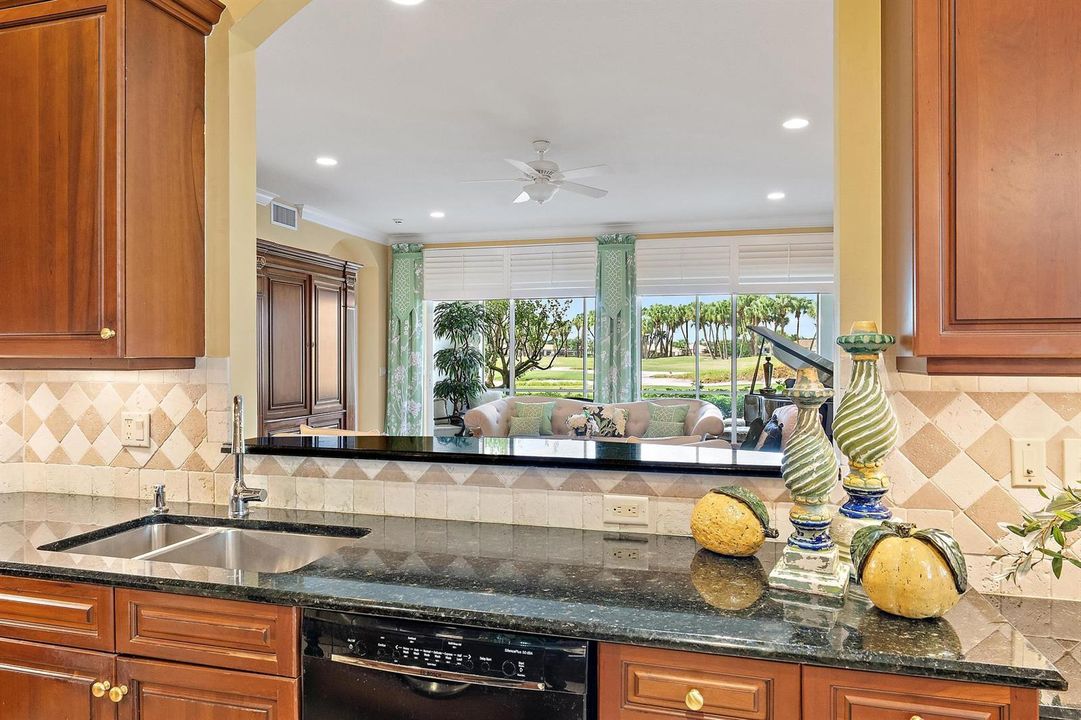 7543 Orchid Hammock Drive