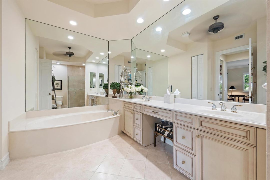 7543 Orchid Hammock Drive