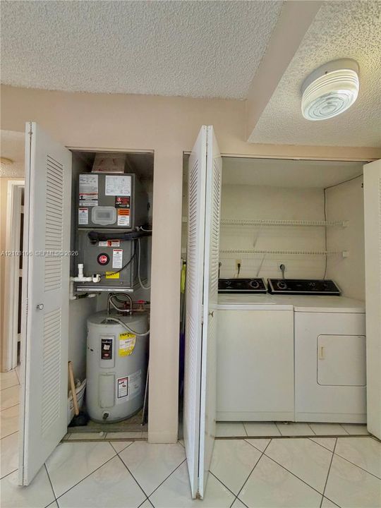 Washer & Dryer - AC