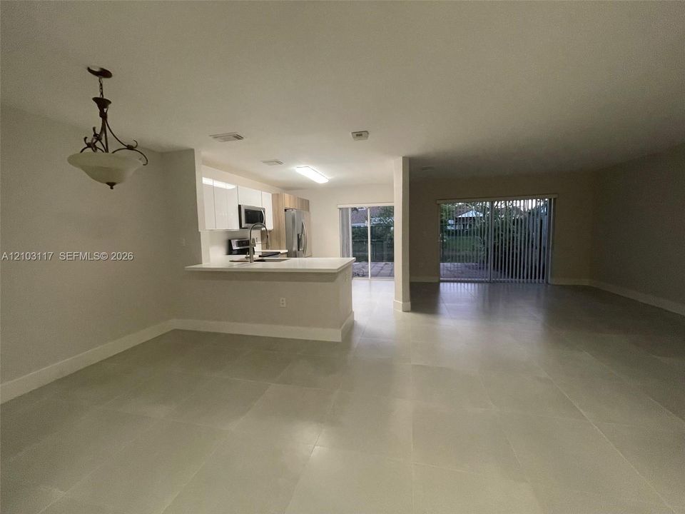 En Renta: $2,750 (2 camas, 2 baños, 1160 Pies cuadrados)