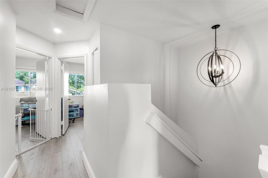 En Venta: $459,000 (3 camas, 2 baños, 1462 Pies cuadrados)