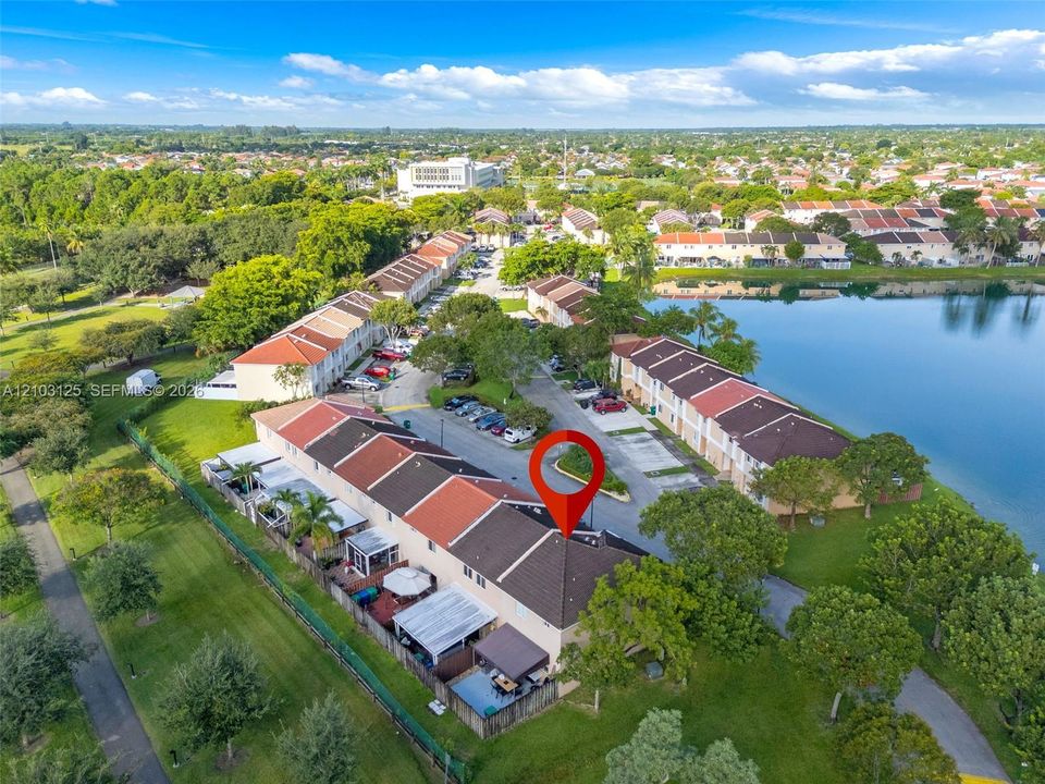 En Venta: $459,000 (3 camas, 2 baños, 1462 Pies cuadrados)