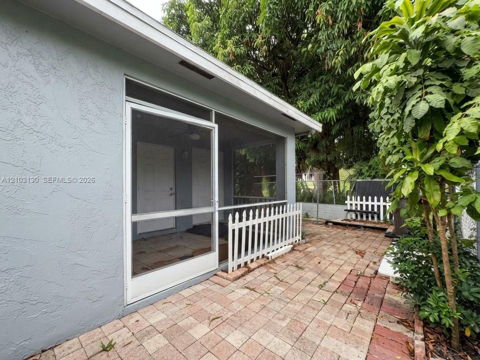 На продажу: $399,900 (3 спален, 2 ванн, 0 Квадратных фут)