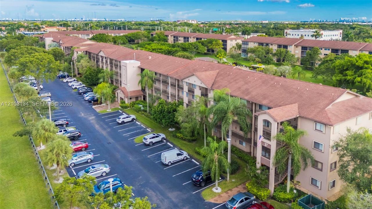 На продажу: $135,000 (1 спален, 1 ванн, 1056 Квадратных фут)