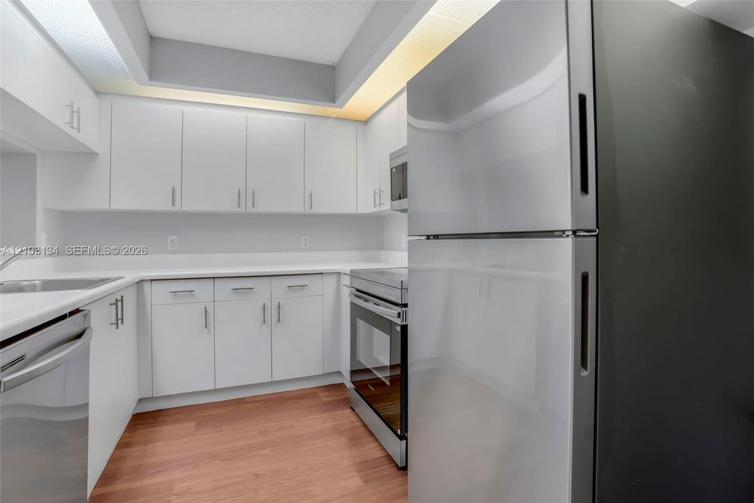 На продажу: $135,000 (1 спален, 1 ванн, 1056 Квадратных фут)