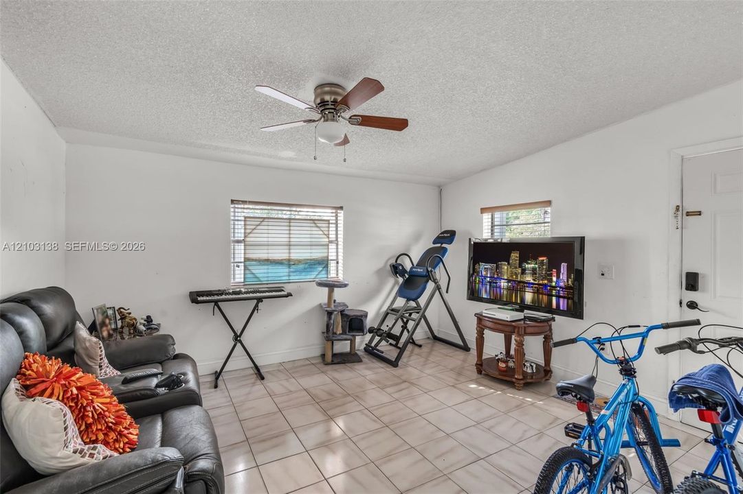 For Sale: $570,000 (4 beds, 3 baths, 1862 Square Feet)