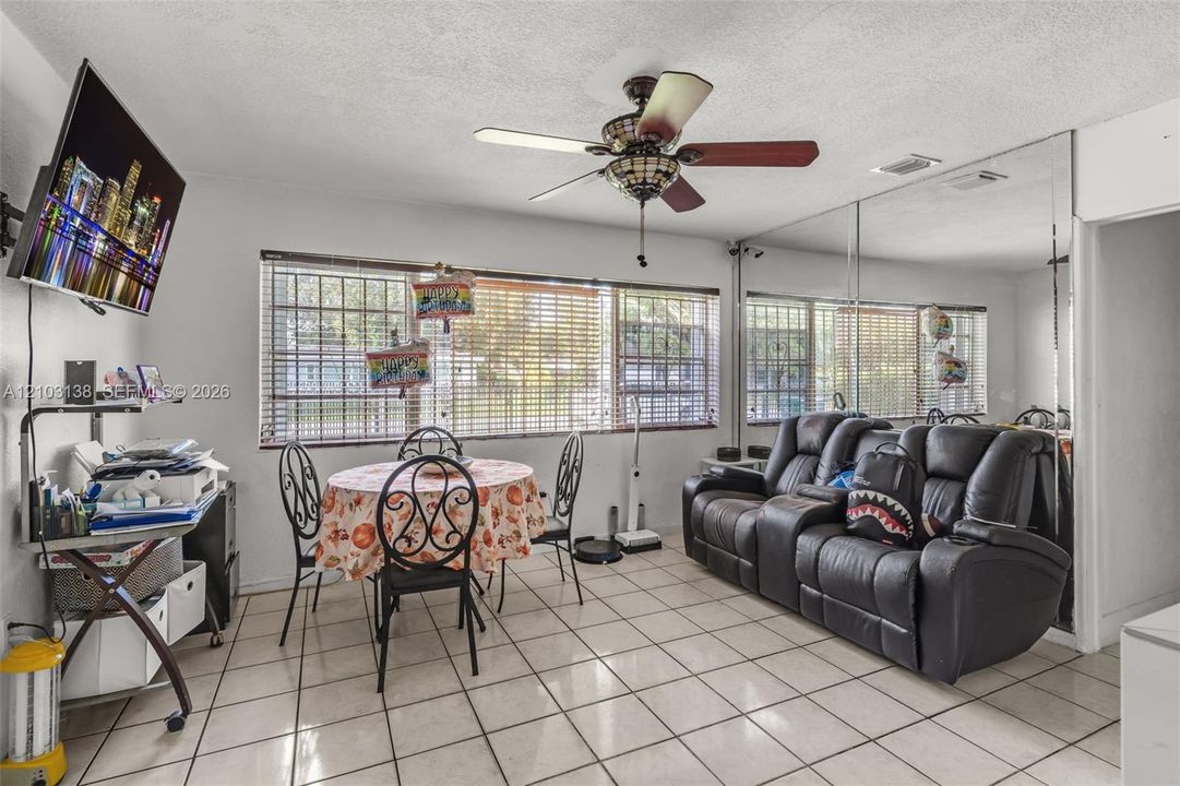 For Sale: $570,000 (4 beds, 3 baths, 1862 Square Feet)