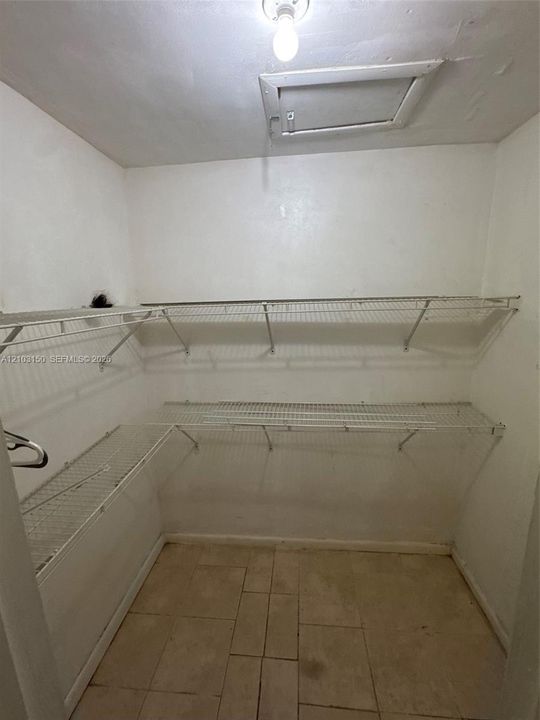 En Venta: $124,990 (2 camas, 2 baños, 840 Pies cuadrados)