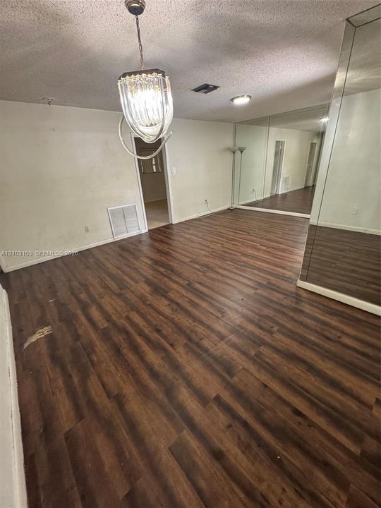 En Venta: $124,990 (2 camas, 2 baños, 840 Pies cuadrados)